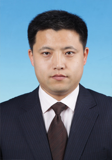 杨名2.jpg