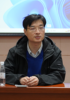 董大伟.png